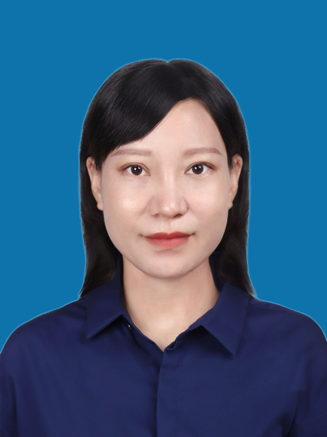 于  玫